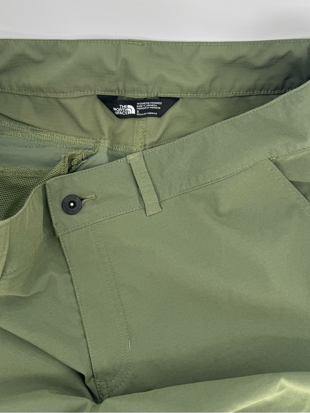 The North Face Women Olive Cargo Wide-Leg Pants - Size 8 - Picture 6 of 13
